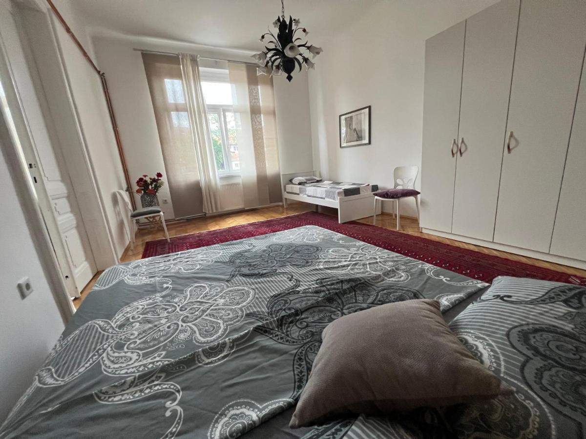 Apartman Happy Saraievo Exterior foto